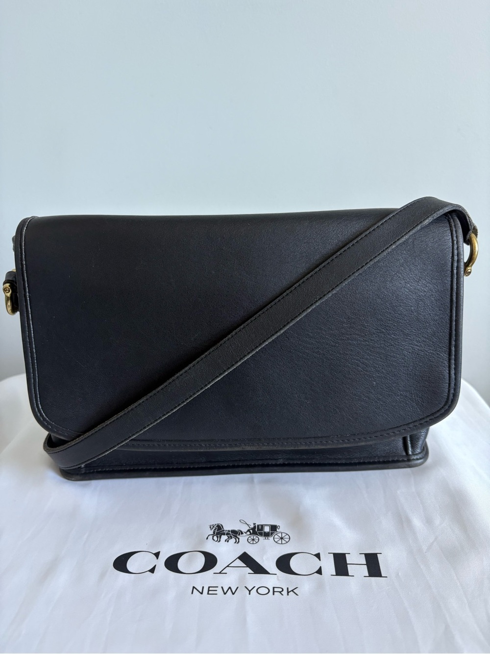 Vintage Coach Curtis Bag Black Leather Crossbody (1995)